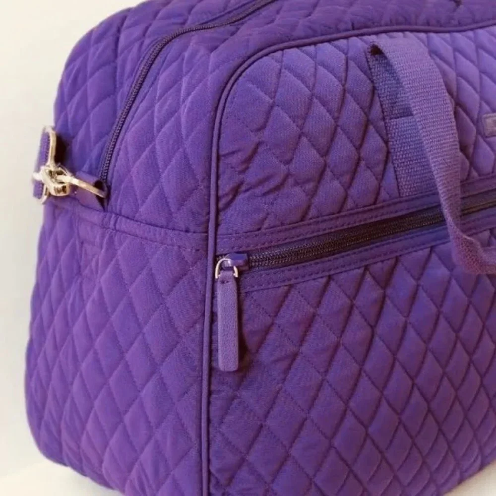 VERA BRADLEY Women's Traveler Bag NWT Size M - Picture 7 of 10